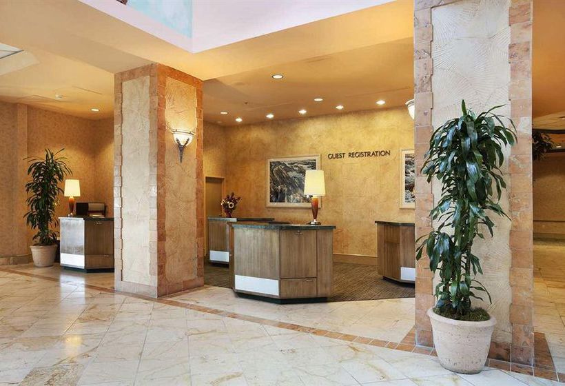 Hotel Embassy Suites on Monterey Bay  | Seaside | California | United States 10