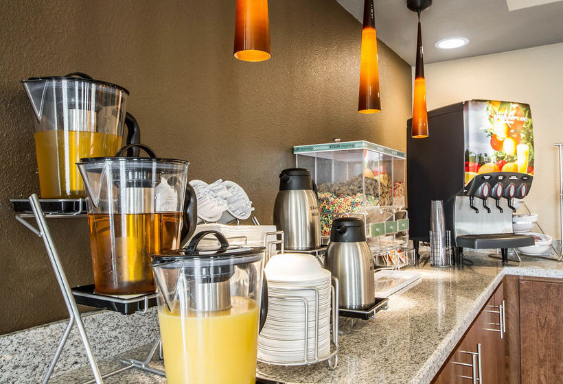 Hotel Comfort Suites Woodland  | Woodland | California | United States 7