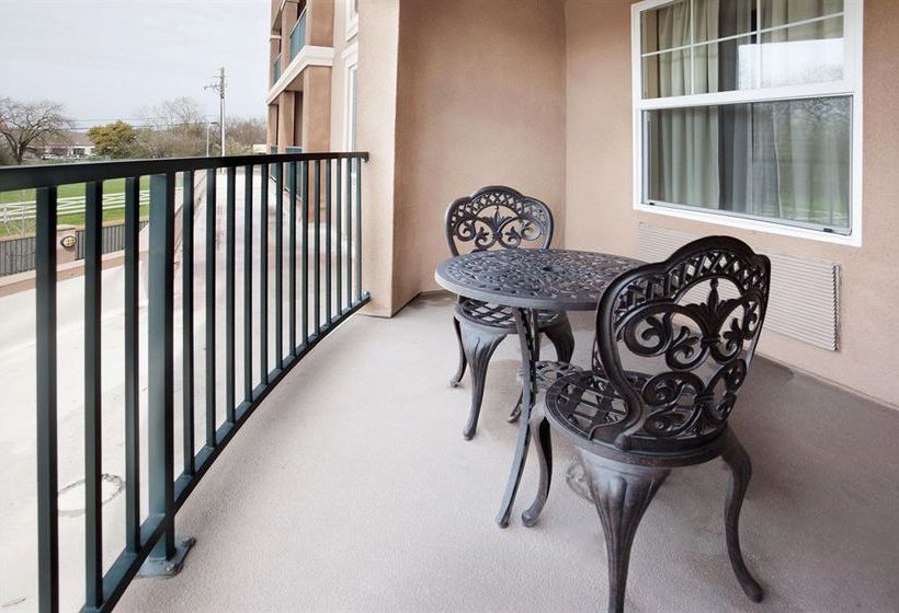 Hotel Holiday Inn Express Sonoma Wine Country   | Windsor | California | United States 13