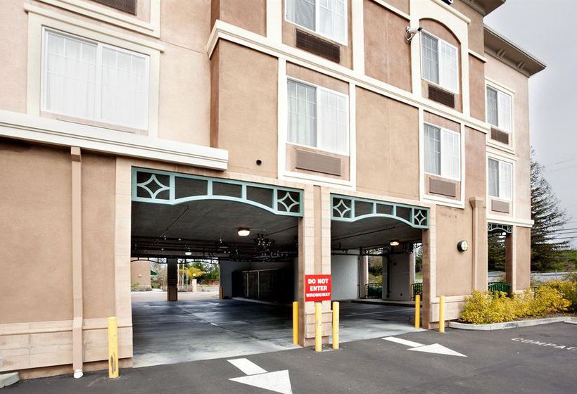 Hotel Holiday Inn Express Sonoma Wine Country   | Windsor | California | United States 19