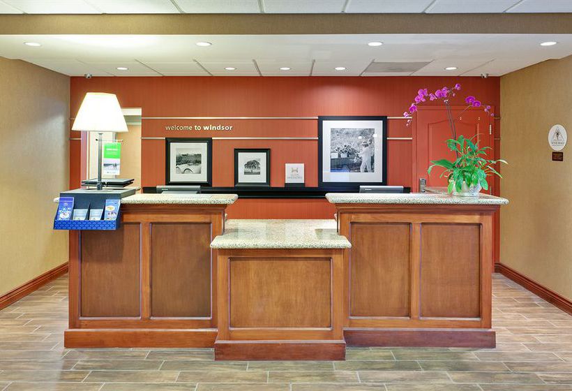 Hampton Inn & Suites Windsor - Sonoma Wine Country  | Windsor | California | Estados Unidos 8