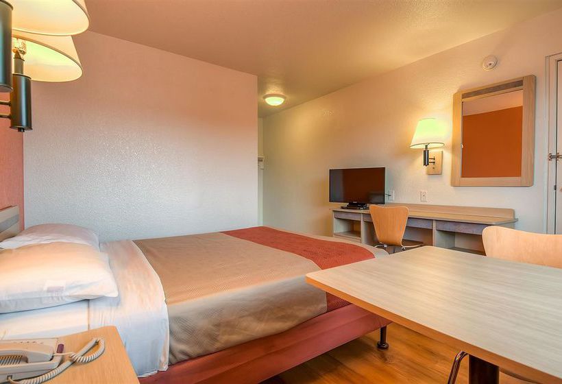 Motel 6 Los Angeles - Whittier