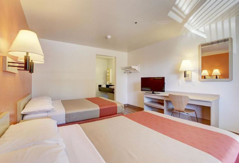 Motel 6 Westminster North  | Westminster | California | United States 10