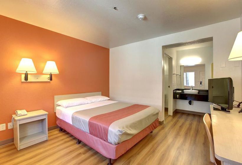 Motel 6 Westminster North  | Westminster | California | United States 7