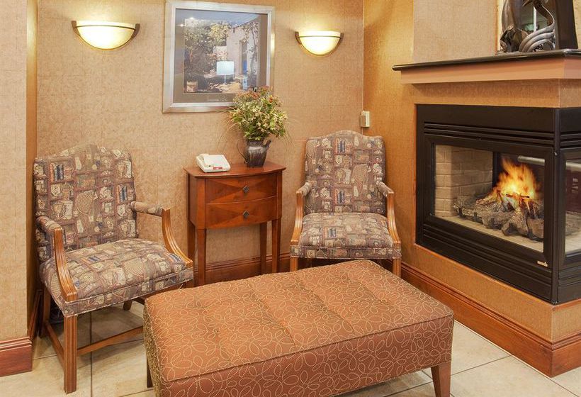 Hotel Holiday Inn Express West Sacramento- capitol area California