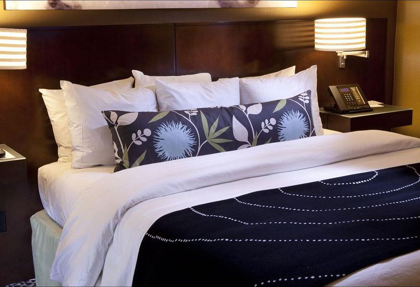 Le Montrose Suite Hotel  | West Hollywood | California | United States 14