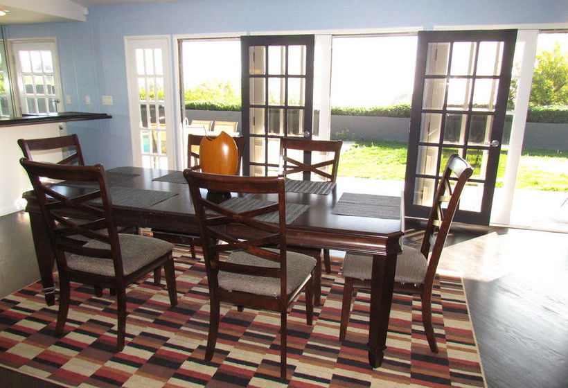 Hotel Full City View House With Pool  | West Hollywood | California | United States 13