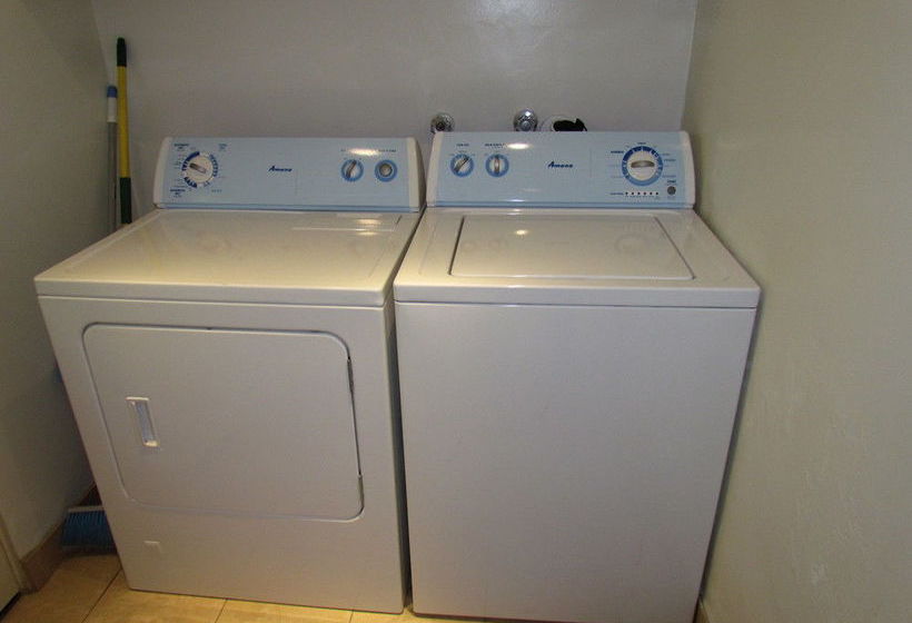 Hotel Full City View House With Pool  | West Hollywood | California | United States 6