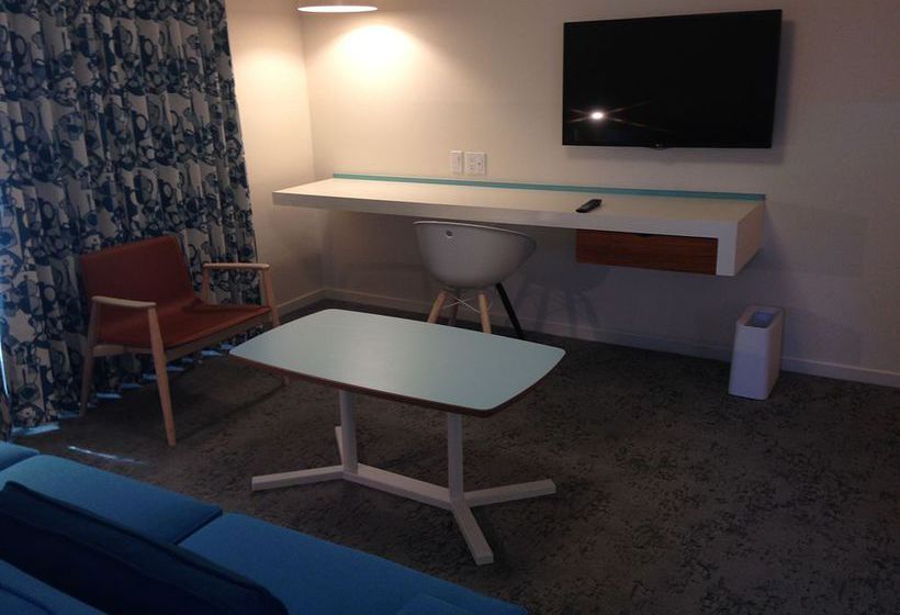 Beverly Laurel Motor Hotel  | West Hollywood | California | United States 10