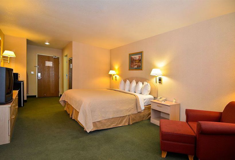 Hotel Quality Inn & Suites Weed  | Weed | California | United States 2