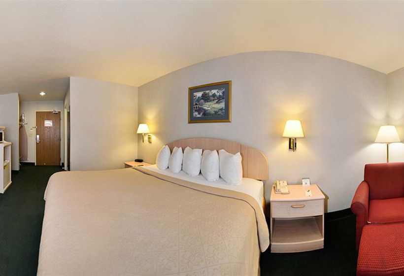 Hotel Quality Inn & Suites Weed  | Weed | California | United States 8