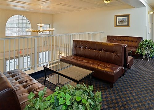 Hotel Comfort Inn Central Weed  | Weed | California | United States 19