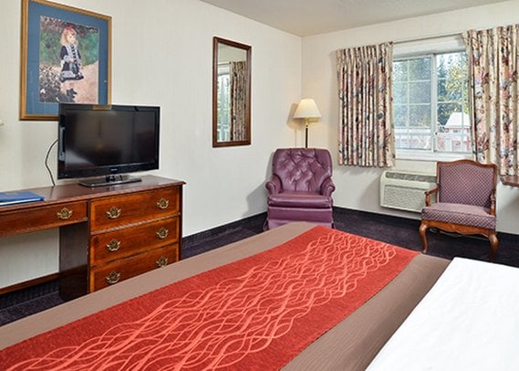 Hotel Comfort Inn Central Weed  | Weed | California | United States 8
