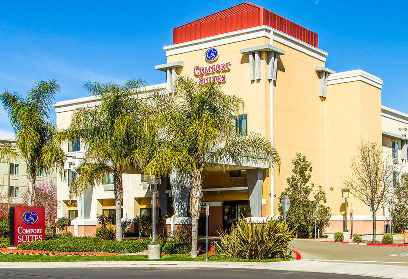 Hotel Comfort Suites Vacaville  | Vacaville | California | United States 1