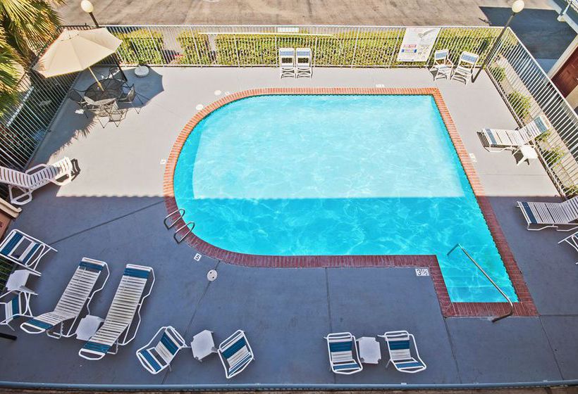 Hotel Red Roof Inn Tulare  | Tulare | California | United States 1