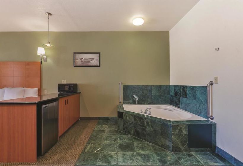 Hotel La Quinta Inn & Suites Tulare  | Tulare | California | United States 8