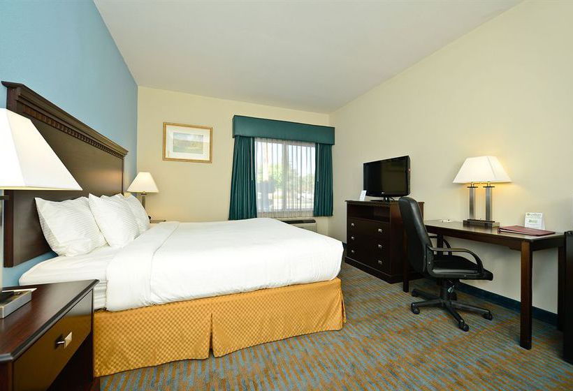 Hotel Comfort Suites  | Tulare | California | United States 14