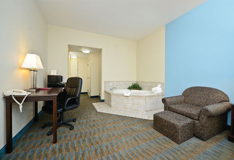 Hotel Comfort Suites  | Tulare | California | United States 3