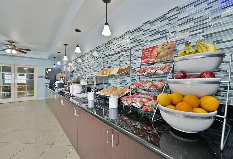 Hotel Comfort Suites  | Tulare | California | United States 6