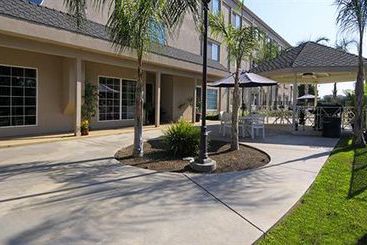 Hotel Charter Inn & Suites  | Tulare | California | United States 3