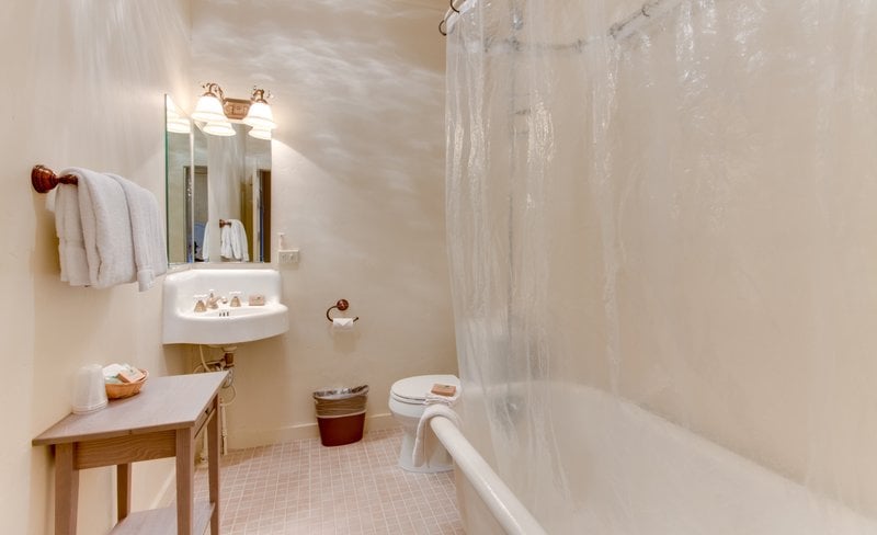 Truckee Hotel  | Truckee | California | United States 12