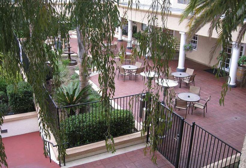 Hotel Embassy Suites Temecula Valley Wine Country  | Temecula | California | United States 1