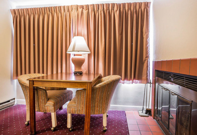 Hotel Econo Lodge Bay Breeze  | Seaside | California | United States 11