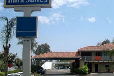 Hotel Civic Center Inn Suites Santa Ana California