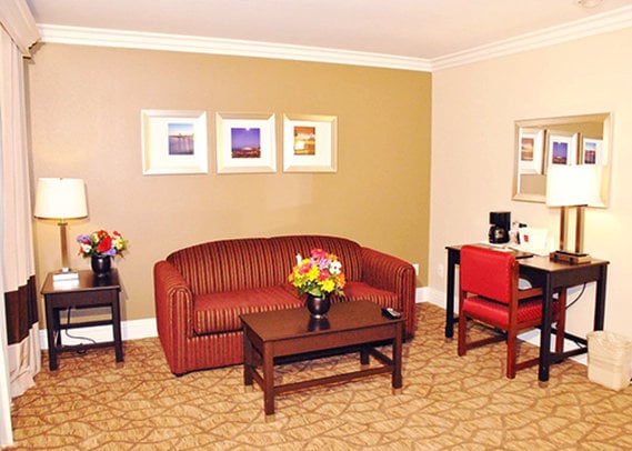 Hotel Comfort Suites San Clemente Beach  | San Clemente | California | United States 6