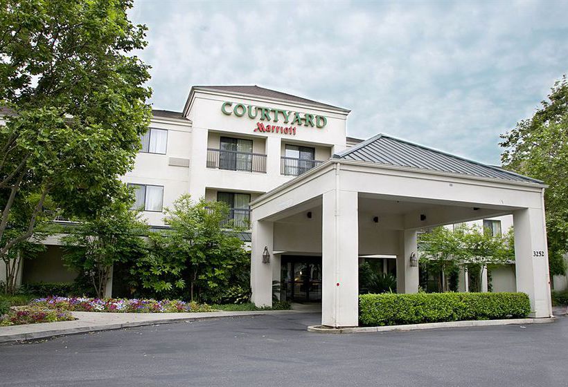 Hotel Courtyard by Marriott Stockton California