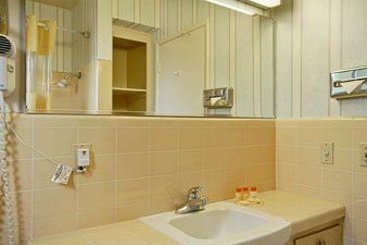 Hotel Days Inn  | Studio City | California | United States 11