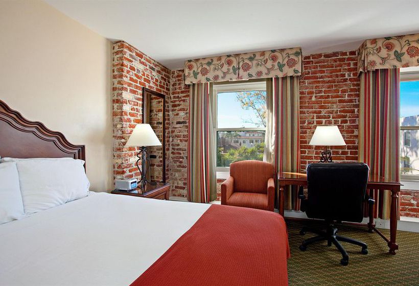 Hotel Holiday Inn Express Santa Barbara  | Santa Barbara | California | United States 10