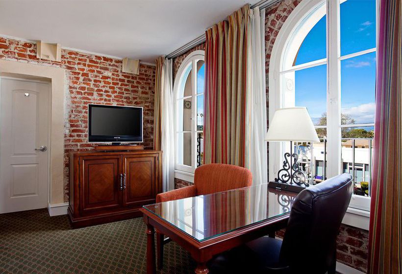 Hotel Holiday Inn Express Santa Barbara  | Santa Barbara | California | United States 8