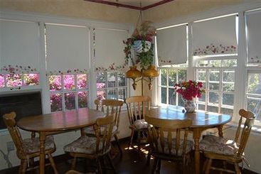 Hotel Madison Street Inn