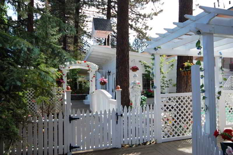 Tahoe Chalet, The Theme Inn  | South Lake Tahoe | California | United States 17