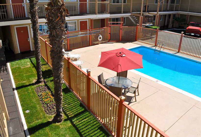 Hotel Ramada Limited Santa Cruz Water Street  | Santa Cruz | California | United States 2