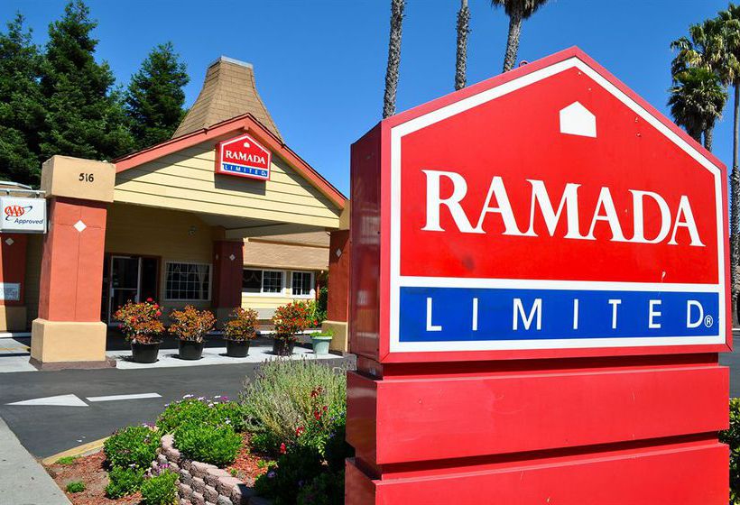 Hotel Ramada Limited Santa Cruz Water Street  | Santa Cruz | California | United States 3