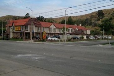 Super 8 Motel Santa Clarita Valencia 