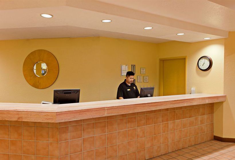 Hotel La Quinta Inn & Suites Orange County - Santa Ana  | Santa Ana | California | United States 10