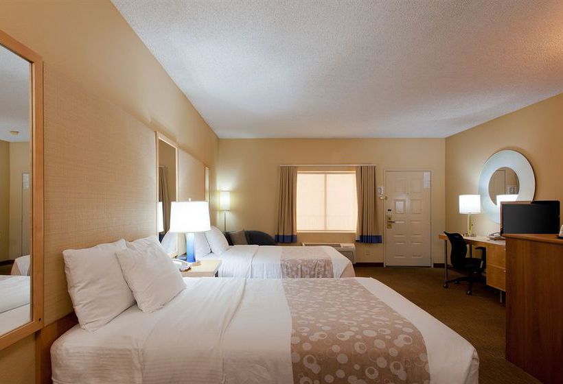 Hotel La Quinta Inn & Suites Orange County - Santa Ana  | Santa Ana | California | United States 16