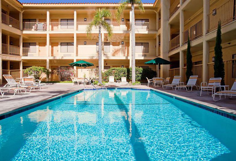 Hotel La Quinta Inn & Suites Orange County - Santa Ana  | Santa Ana | California | United States 2