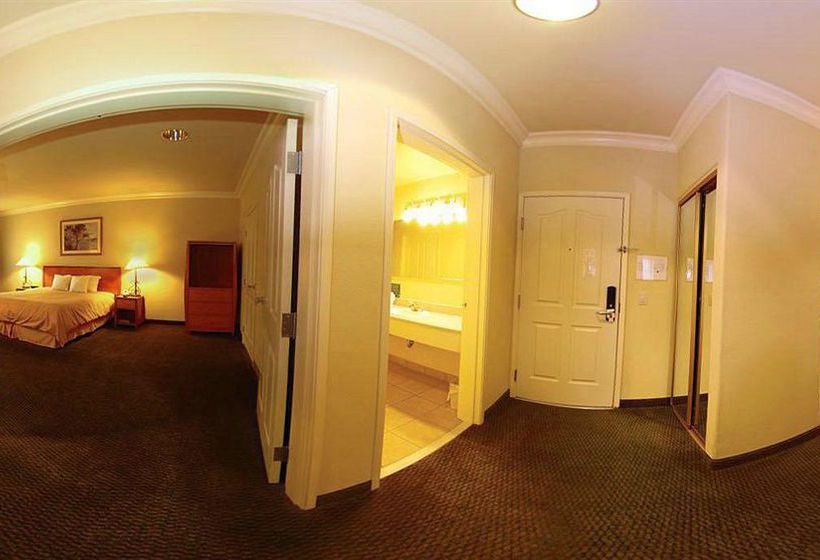 Hotel Comfort Suites San Jose Airport  | San Jose | California | United States 4