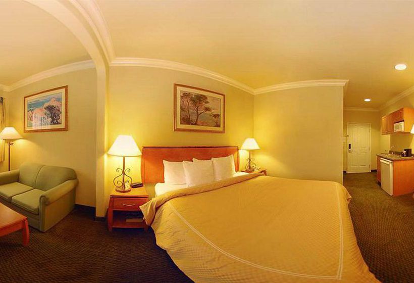 Hotel Comfort Suites San Jose Airport  | San Jose | California | United States 5