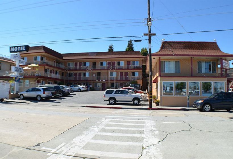 Aqua Breeze Inn Hotel  | Santa Cruz | California | United States 10