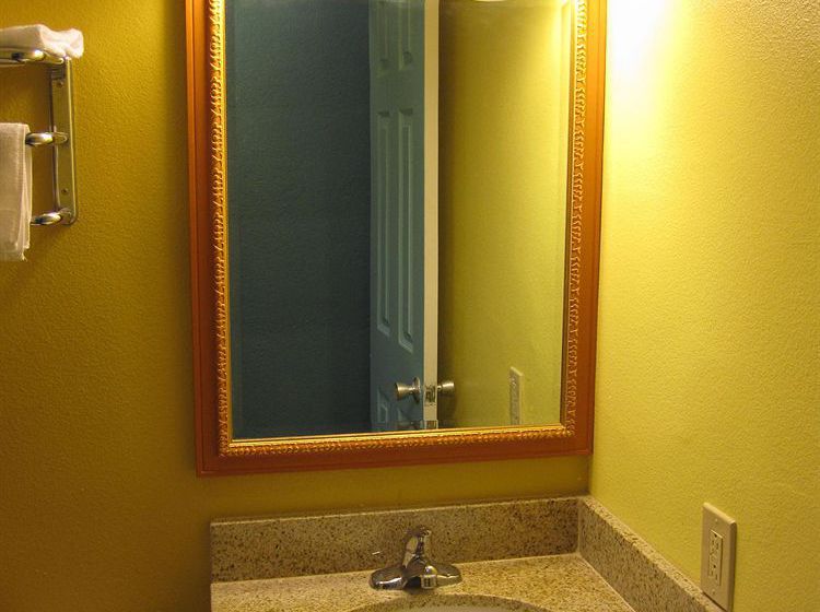 Aqua Breeze Inn Hotel  | Santa Cruz | California | United States 12