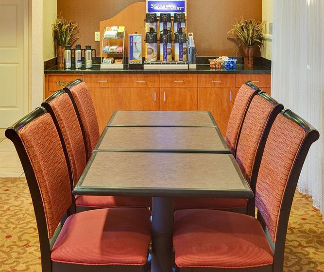 Hotel Holiday Inn Express Porterville  | Porterville | California | United States 16