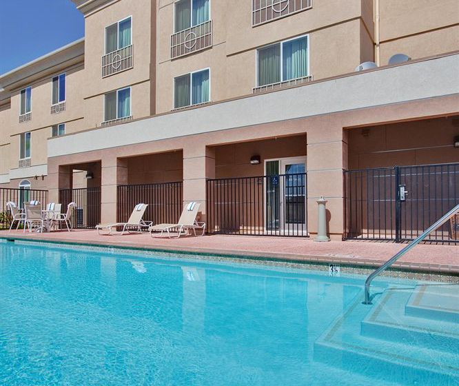 Hotel Holiday Inn Express Porterville  | Porterville | California | United States 8