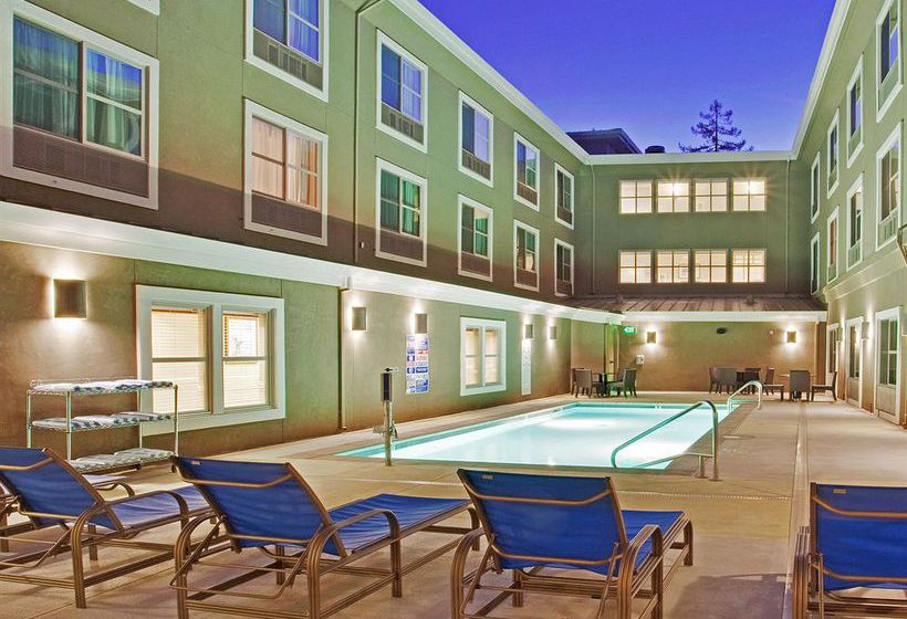 Holiday Inn Express Hotel & Suites, a Santa Cruz  | Santa Cruz | California | United States 13