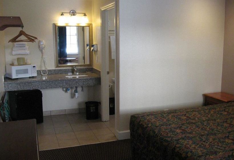 Gateway Thunderbird Motel  | Seaside | California | United States 8