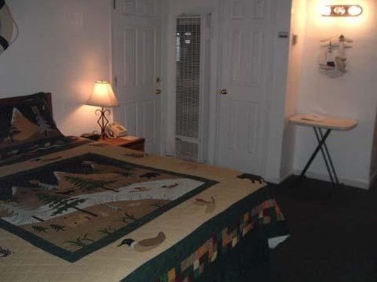 Complejo Pine Cone Acre Motel  | South Lake Tahoe | California | United States 2